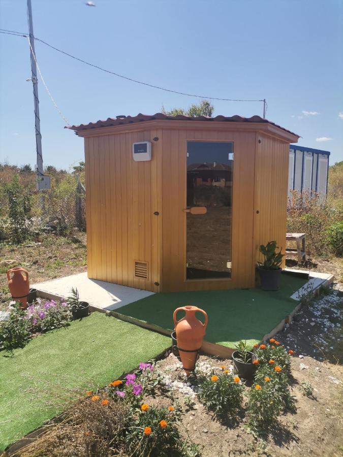 Бунгало Парк Summer Life Hotell Tiulenovo Exteriör bild
